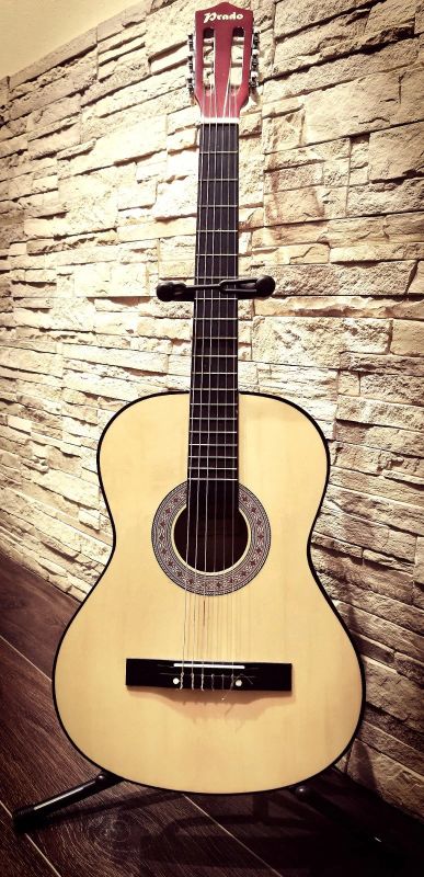 Лот: 17565072. Фото: 1. Гитара классическая 6-струнная. Гитары