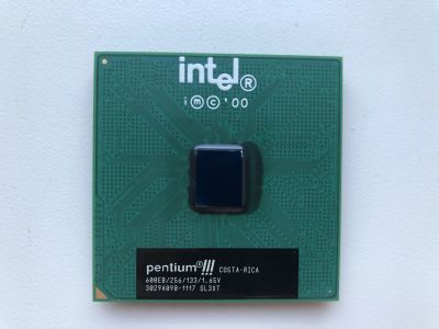 Лот: 21721403. Фото: 1. Intel Pentium 3 600EB (SL3XT... Процессоры