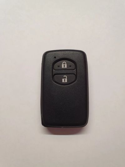 Лот: 15603240. Фото: 1. Смарт-ключ Toyota Vitz/Wish/Prius30... Электрооборудование