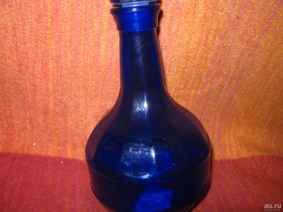 Лот: 15552773. Фото: 1. Графинчик кобальтового стекла. Кувшины, графины