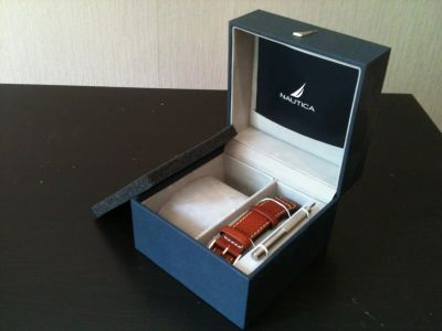 Лот: 4443052. Фото: 1. Кожаный ремень Nautica + коробка... Оригинальные наручные часы