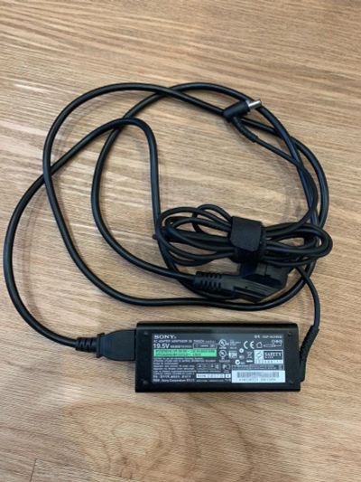 Лот: 23604569. Фото: 1. Зарядное устройство для ноутбука... Зарядные устройства