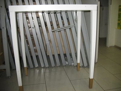 Лот: 6433400. Фото: 1. Столик декоративный. Мебель для торговли