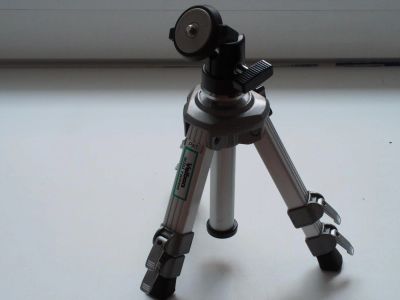 Лот: 9653356. Фото: 1. Походный мини штатив Velbon mini... Штативы, держатели