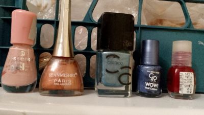 Лот: 25900027. Фото: 1. Лаки для ногтей 5 шт. Лак для ногтей