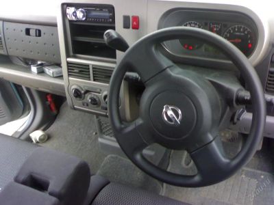 Лот: 73349. Фото: 1. Nissan Cube 2002. Автомобили