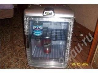 Лот: 196229. Фото: 1. мини холодильник. Холодильники, морозильные камеры