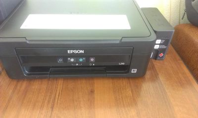 Лот: 4648816. Фото: 1. Цветной принтер EPSON L210. МФУ и копировальные аппараты