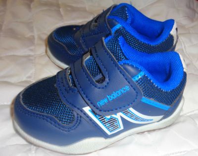 Лот: 7122558. Фото: 1. Кроссовки детские новые (с рубля... Кеды, кроссовки