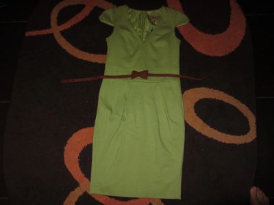 Лот: 6383122. Фото: 1. Платье зеленое с ремешком. Платья