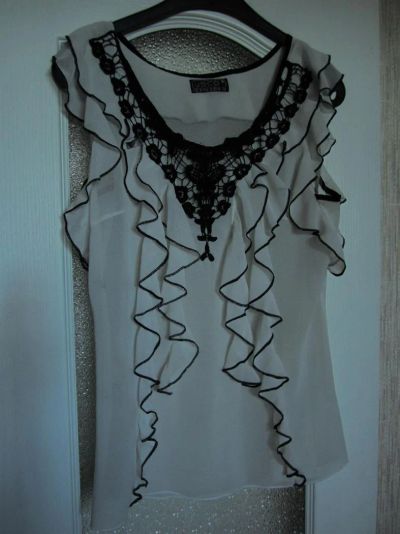 Лот: 3255708. Фото: 1. Блузка, легкая,красивая,44-46!. Блузы, рубашки, водолазки