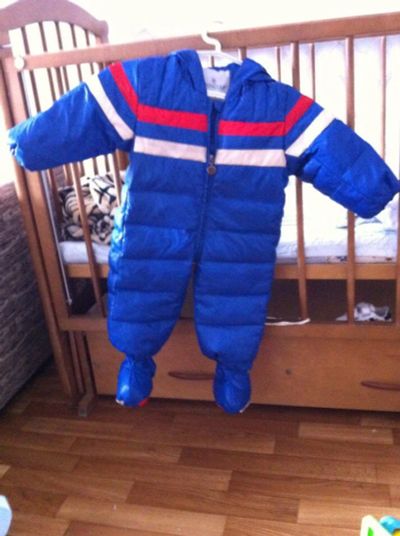 Лот: 6266554. Фото: 1. Продам комбинезон moncler монклер. Верхняя одежда