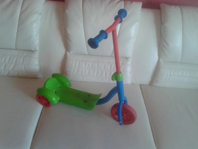 Лот: 8248276. Фото: 1. трехколесный детский самокат. Самокаты