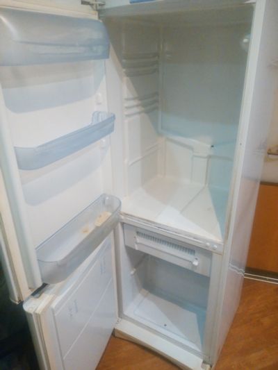 Лот: 12229617. Фото: 1. Холодильник Indesit B 16 FNF. Холодильники, морозильные камеры