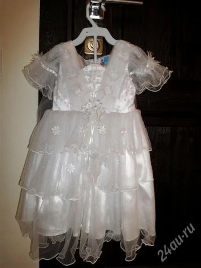 Лот: 1276365. Фото: 1. Нарядное детское платье // 1-3... Платья, сарафаны