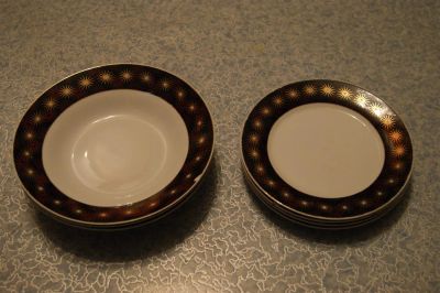 Лот: 3813039. Фото: 1. Набор тарелок. Тарелки, блюда, салатники