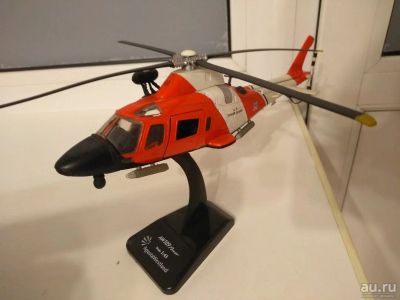Лот: 16138174. Фото: 1. стендовая модель вертолёта AW109... Авиамоделизм
