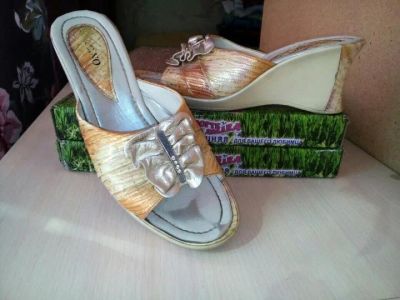 Лот: 9982614. Фото: 1. Сабо, размер 40. Босоножки