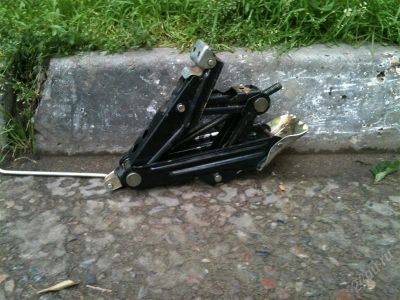 Лот: 1089324. Фото: 1. Домкрат. Другое (автозапчасти)