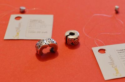 Лот: 5496112. Фото: 1. ШАРМ - клипса "Круги". Кулоны, подвески