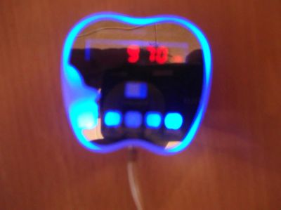 Лот: 6102214. Фото: 1. мини проигрыватель "яблочко". Другое (аудиотехника)