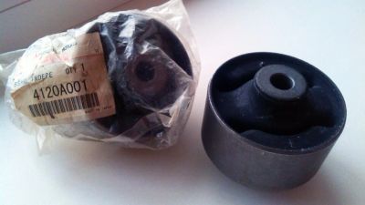 Лот: 10370950. Фото: 1. 4120A001 Mitsubishi сайлентблок... Ходовая, подвеска, рулевое управление