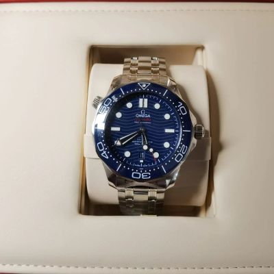 Лот: 19833066. Фото: 1. Часы OMEGA Seamaster мужские новые... Оригинальные наручные часы