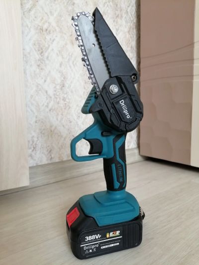 Лот: 18173846. Фото: 1. Аккумуляторая ножовка. Электроинструмент