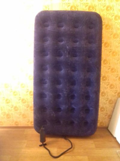 Лот: 11384132. Фото: 1. Матрац надувной. Матрас надувной... Спальные мешки, надувные кровати, коврики туристические