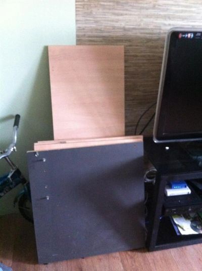 Лот: 3286290. Фото: 1. Офисный стол 1500 руб. (серый... Другое (офисная мебель и домашние кабинеты)