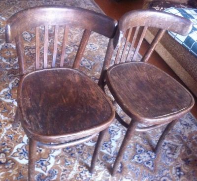 Лот: 4926774. Фото: 1. Продам два старых деревянных стула... Предметы интерьера и быта