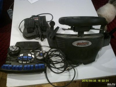 Лот: 11152401. Фото: 1. Руль, педали, консоль для компьютерных... Рули, джойстики