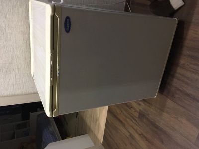 Лот: 12602007. Фото: 1. Морозилка Бирюса. Холодильники, морозильные камеры