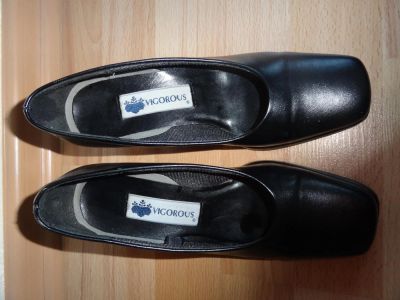 Лот: 4286395. Фото: 1. Туфли Вигорос в отличном состоянии... Туфли