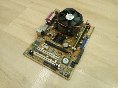 Лот: 25886571. Фото: 1. Продам материнскую плату ASUS... Материнские платы