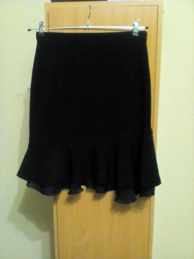 Лот: 8261787. Фото: 1. Юбка р.46 черная ассиметричная. Юбки