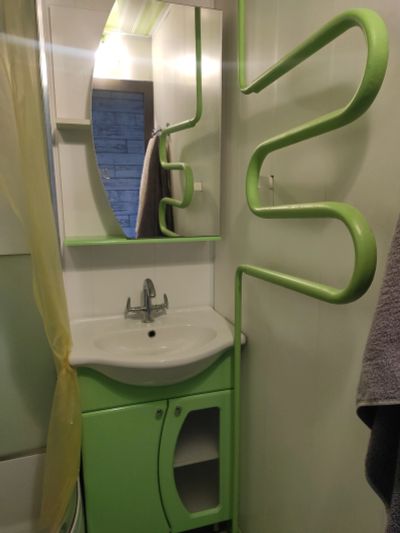 Лот: 18035691. Фото: 1. Тумба+раковина+шкафчик с зеркалом. Мебель для ванной комнаты