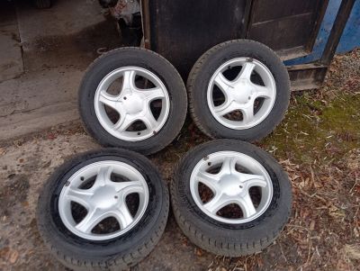 Лот: 25898565. Фото: 1. Комплект зимних колес Yokohama... Шины