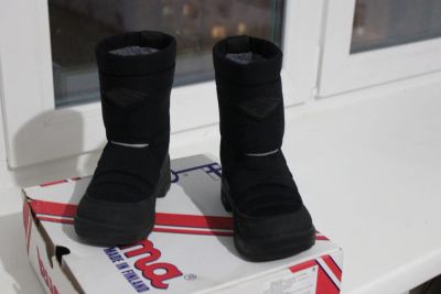 Лот: 6072595. Фото: 1. Валенки куома черные р26. Валенки, угги, унты