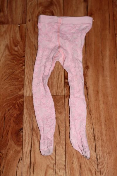 Лот: 6357064. Фото: 1. Розовые кружевные колготки на... Носки, колготки