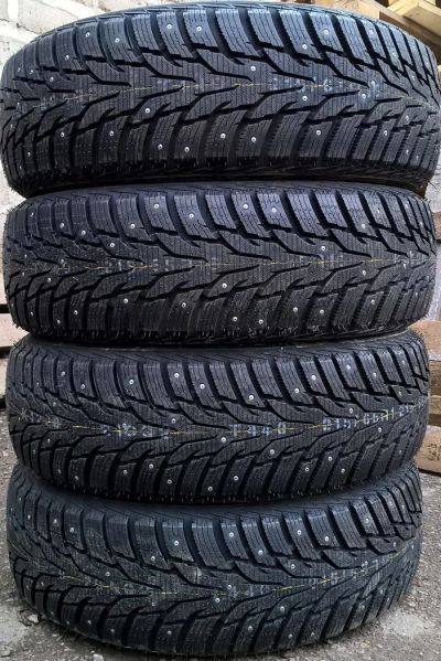 Лот: 10317945. Фото: 1. Шины зимние шипованные 205/65... Шины