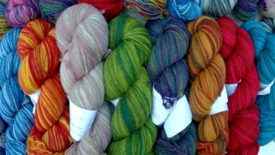 Лот: 4982088. Фото: 1. Неповторимая пряжа Кауни. 100... Ткани, нитки, пряжа