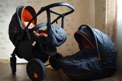 Лот: 10118482. Фото: 1. Коляска 2 в 1 tutis zippy. Коляски