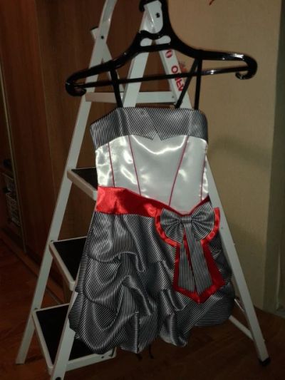 Лот: 4950757. Фото: 1. Платье нарядное. Платья, сарафаны