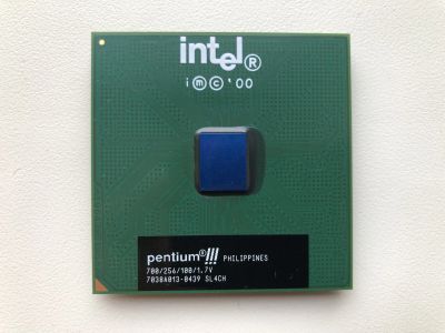 Лот: 19710009. Фото: 1. Intel Pentium 3 700Mhz (SL4CH... Процессоры