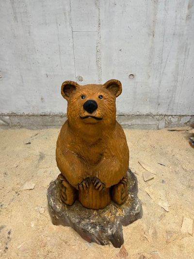 Лот: 19959363. Фото: 1. Фигура из дерева, медведь из дерева. Фигурки, статуэтки
