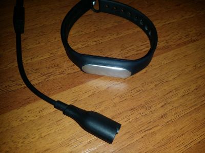 Лот: 6974399. Фото: 1. фитнес браслет xiaomi mi band. Смарт-часы, фитнес-браслеты, аксессуары