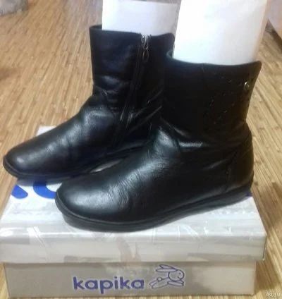 Лот: 14460335. Фото: 1. Детские кожаные сапоги Капика... Сапоги