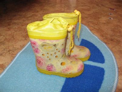 Лот: 928533. Фото: 1. Резиновые сапоги 25 р-р. Сапоги