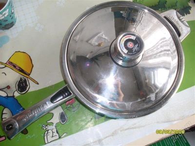 Лот: 824262. Фото: 1. сковорода с крышкой! 24 см. Сковороды и сотейники